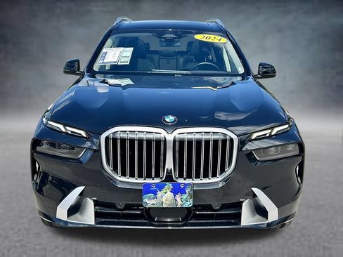 Used 2024 BMW X7 xDrive40i AWD/4WD image 2