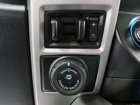 Used 2021 Ford F350 Lariat w/ Lariat Value Package image 29