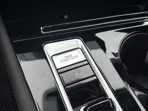 New 2026 Volkswagen Atlas SE FWD image 18