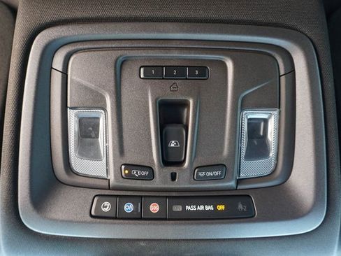 Used 2022 GMC Sierra 1500 Denali w/ Technology Package image 30