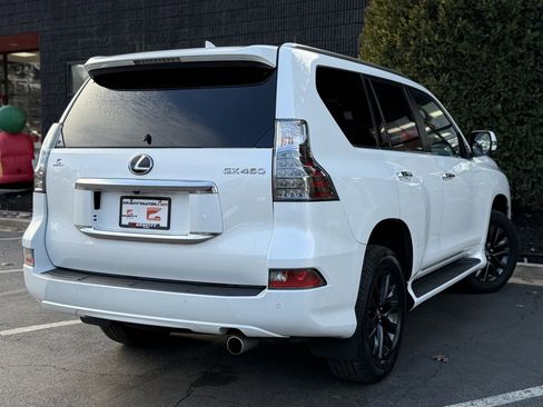 Used 2022 Lexus GX 460 Premium image 12