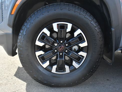 Used 2023 Nissan Frontier Pro-X w/ Pro Convenience Package image 13