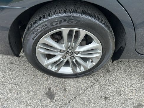 Used 2015 Toyota Camry SE FWD image 10