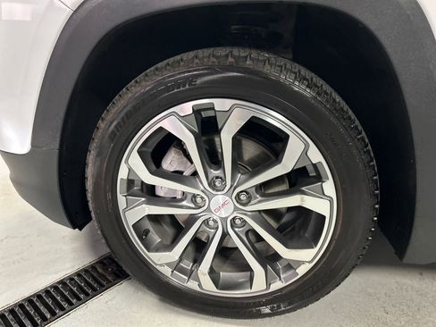 Used 2020 GMC Terrain SLT w/ Preferred Package FWD image 9