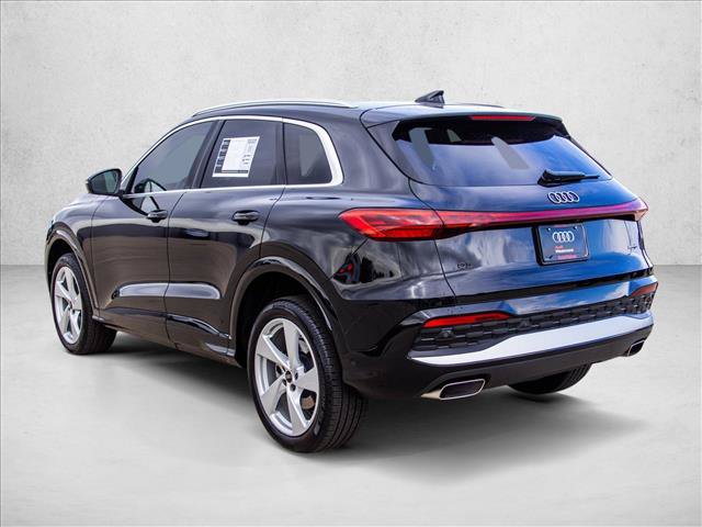 Certified 2025 Audi Q5 Premium w/ Premium Plus AWD/4WD image 7