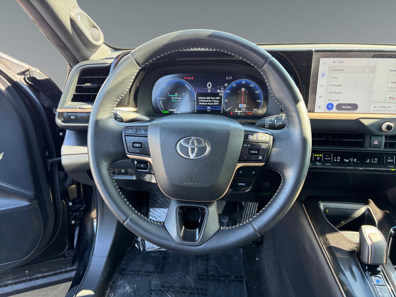 Used 2025 Toyota Crown AWD/4WD image 12