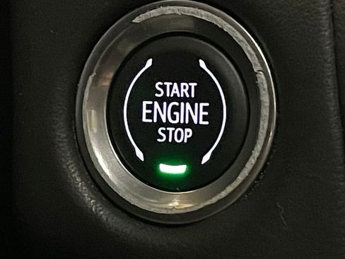 Used 2022 Chevrolet Tahoe Z71 w/ Luxury Package image 41