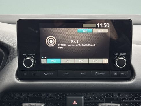 Certified 2023 Honda HR-V LX image 19