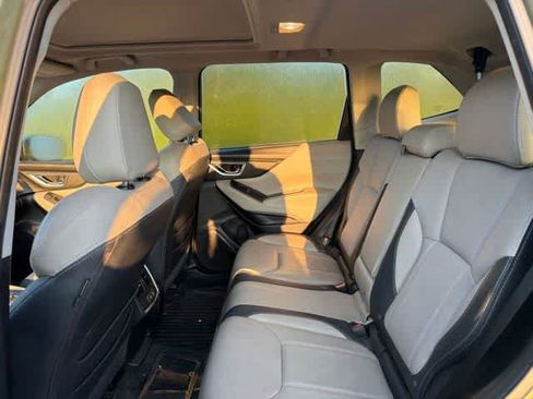 Used 2019 Subaru Forester Limited AWD/4WD image 17