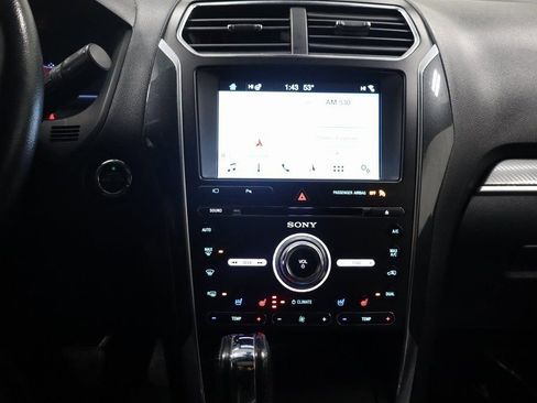 Used 2018 Ford Explorer Sport image 21