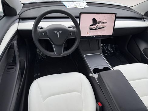 Used 2023 Tesla Model 3 Standard Range image 15