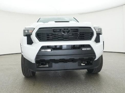 New 2025 Toyota Tacoma TRD Sport image 31