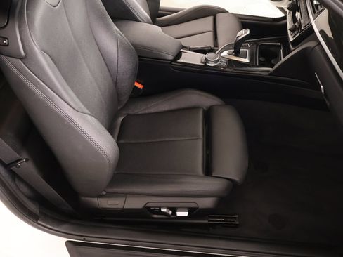 Used 2019 BMW 440i Coupe w/ M Sport Package RWD image 14