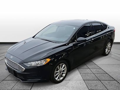 Used 2017 Ford Fusion SE w/ Fusion SE Technology Package