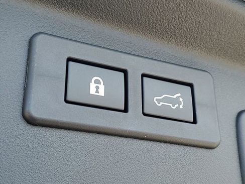 New 2026 Subaru Outback Touring AWD/4WD image 8