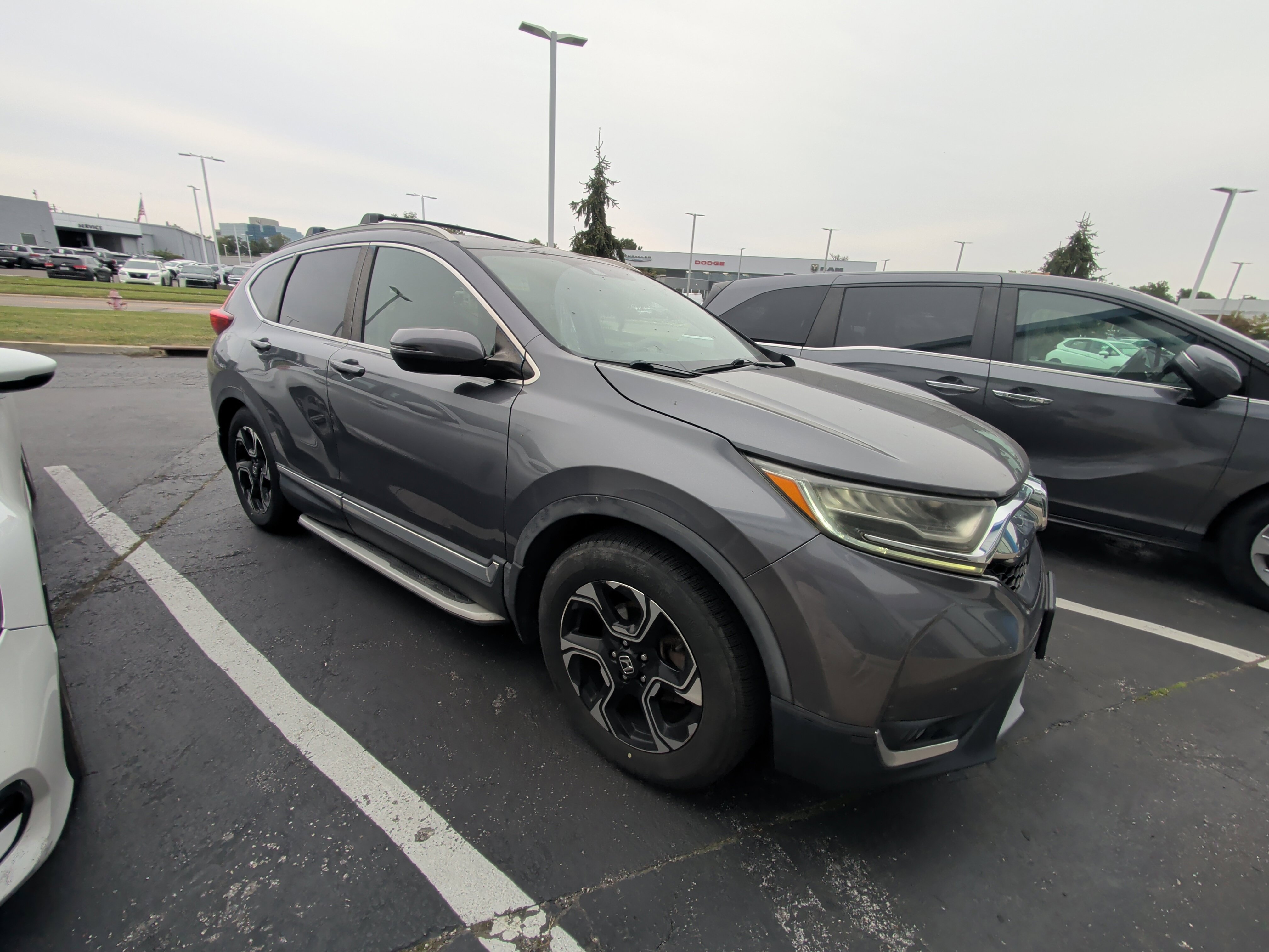 Used 2018 Honda CR-V Touring image 11