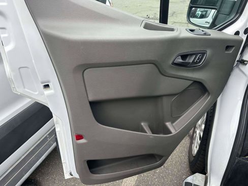 Used 2024 Ford Transit 250 Low Roof w/ Exterior Upgrade Package image 13