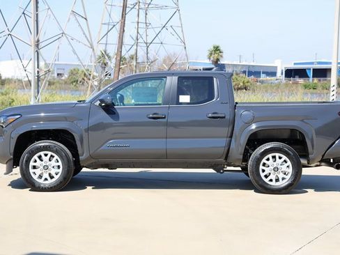 New 2026 Toyota Tacoma SR5 image 5