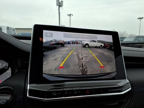 New 2026 Jeep Compass Latitude image 16