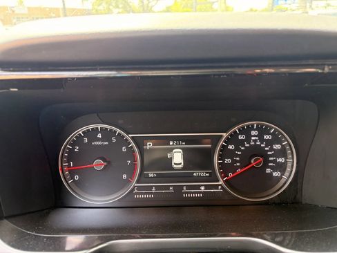 Used 2023 Kia Sorento LX FWD image 20