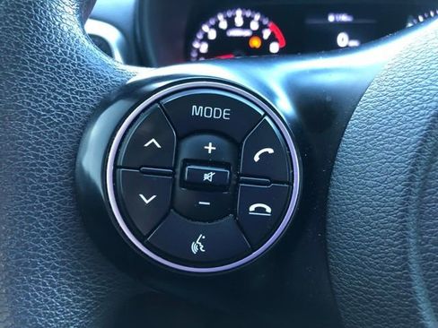 Used 2020 Kia Soul S image 23