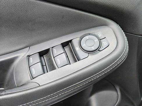 Used 2024 Buick Encore GX Sport Touring w/ Comfort Package image 31