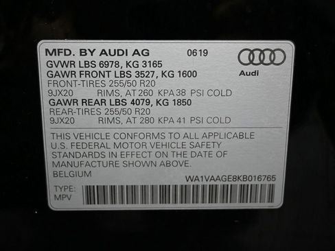 Used 2019 Audi e-tron Prestige w/ Prestige Package image 41