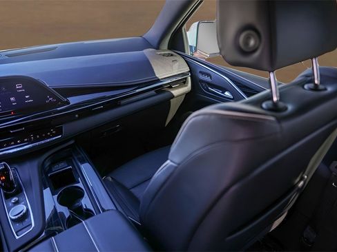 Certified 2023 Cadillac Escalade Sport image 28