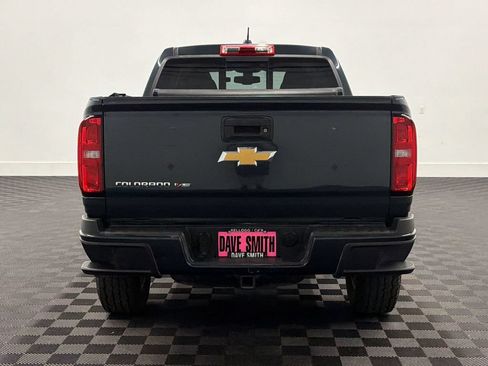 Used 2017 Chevrolet Colorado Z71 AWD/4WD image 10