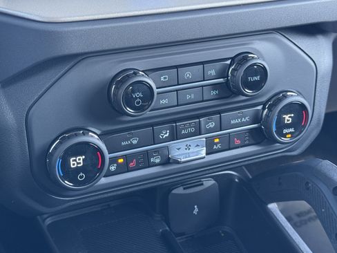 Used 2025 Ford Bronco Outer Banks w/ Sasquatch Package AWD/4WD image 27