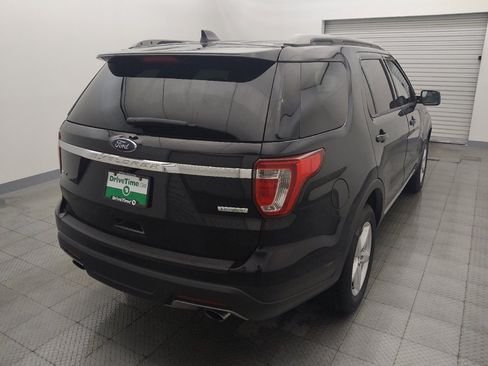 Used 2019 Ford Explorer XLT FWD image 7