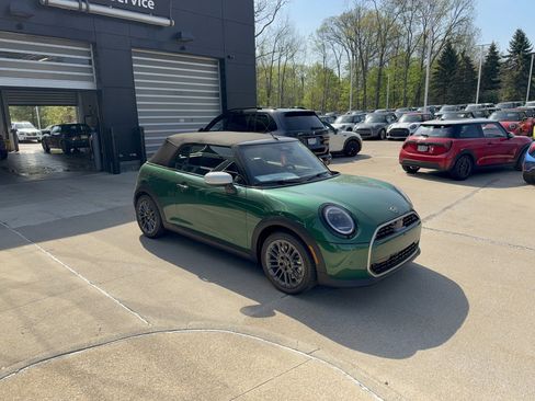 New 2026 MINI Cooper S FWD image 2