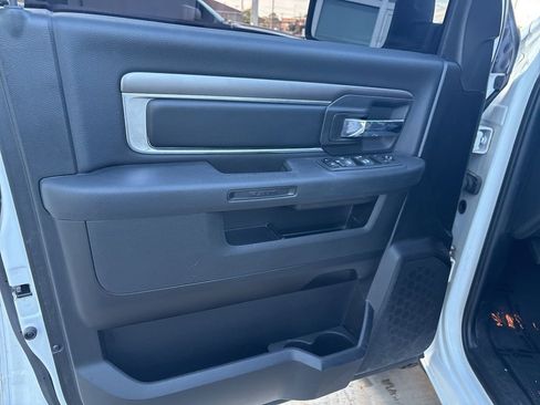Used 2022 RAM 1500 Classic Warlock w/ Electronics Group AWD/4WD image 17