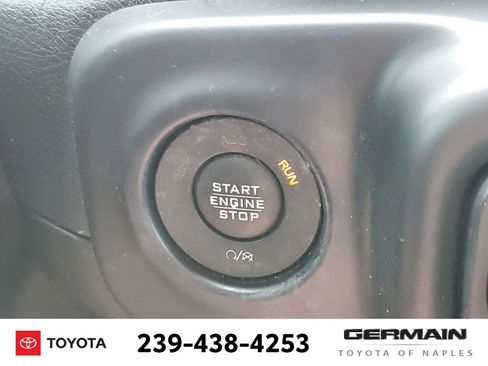 Used 2018 Jeep Wrangler Unlimited Sahara w/ Quick Order Package 24M Moab AWD/4WD image 33