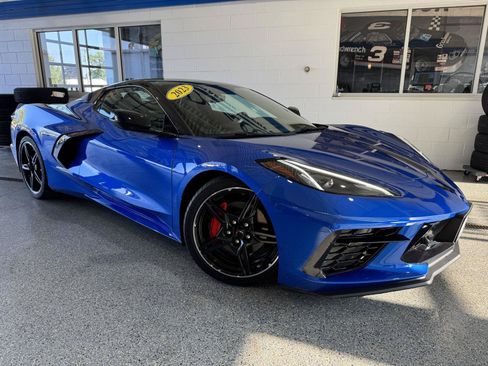 Used 2023 Chevrolet Corvette Stingray Preferred Conv w/ 2LT RWD image 2