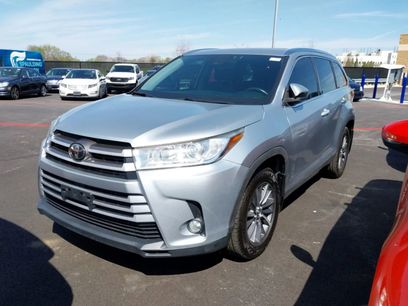 Used 2019 Toyota Highlander XLE