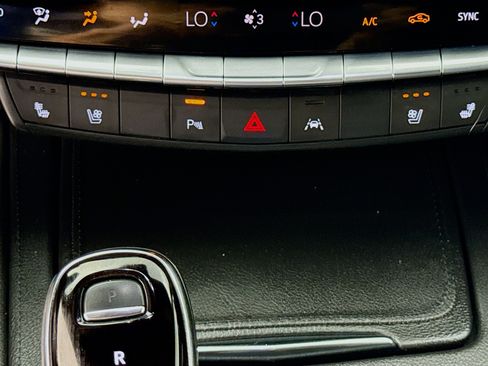 Used 2024 Cadillac XT4 Sport AWD/4WD image 23