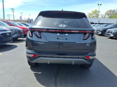 Certified 2023 Hyundai Tucson Limited AWD/4WD image 6