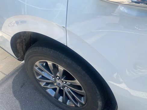 Used 2021 Ford Expedition Limited RWD image 8