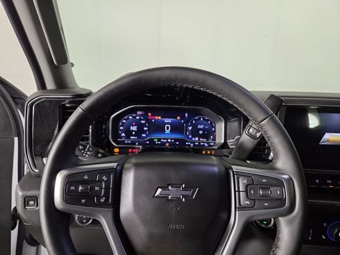 Used 2025 Chevrolet Silverado 2500 LT w/ Trail Boss Package image 14