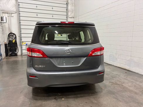 Used 2015 Nissan Quest S image 5