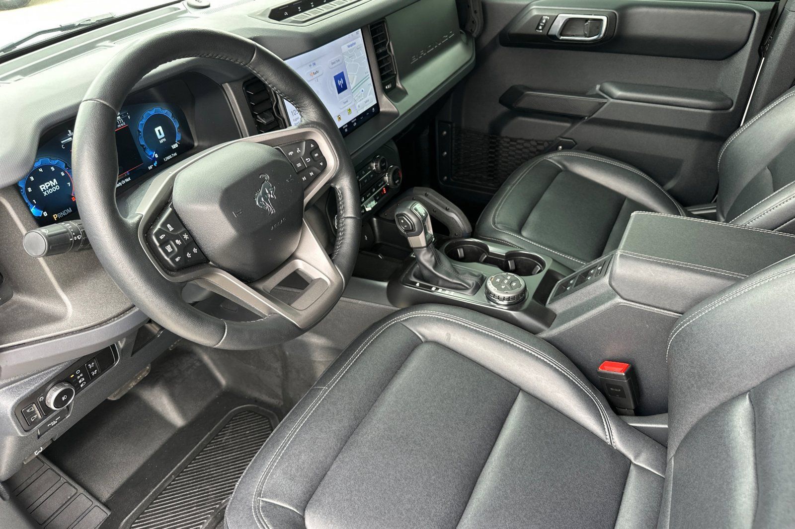 Used 2025 Ford Bronco Badlands AWD/4WD image 10