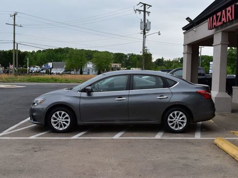 Used 2019 Nissan Sentra SV FWD image 6