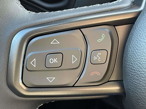 New 2026 Jeep Gladiator Sahara image 25