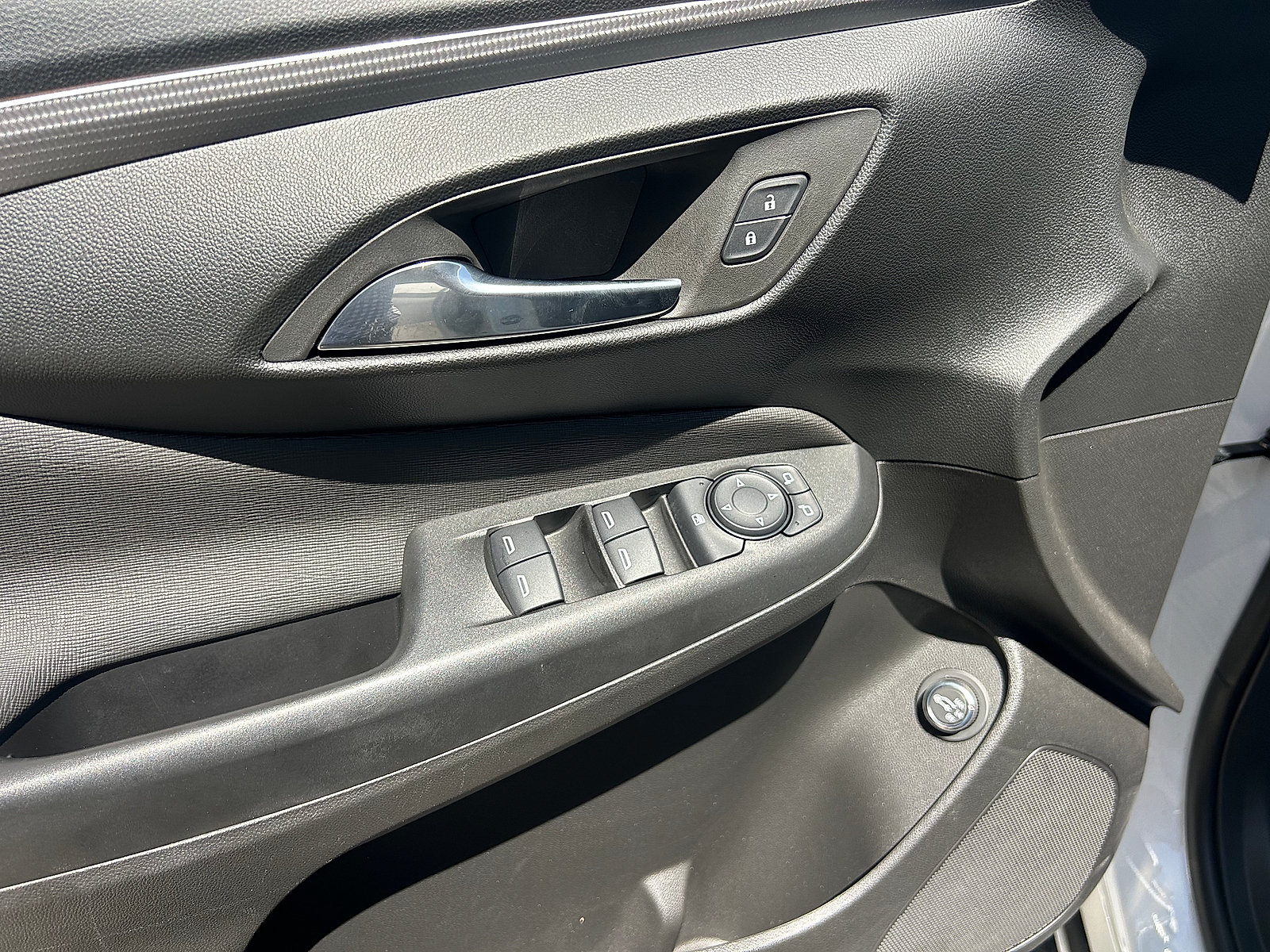 Used 2024 Buick Envista Avenir FWD image 12