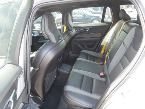 Used 2021 Volvo V60 T8 Polestar image 11