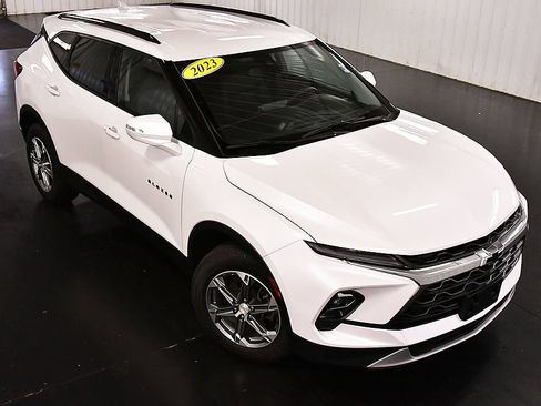 Used 2023 Chevrolet Blazer LT AWD/4WD image 11