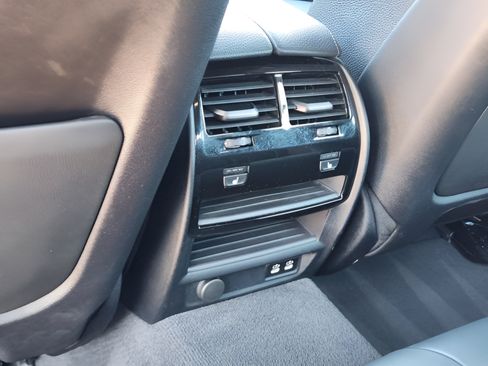Used 2022 BMW M550i xDrive w/ Shadowloine Package AWD/4WD image 27