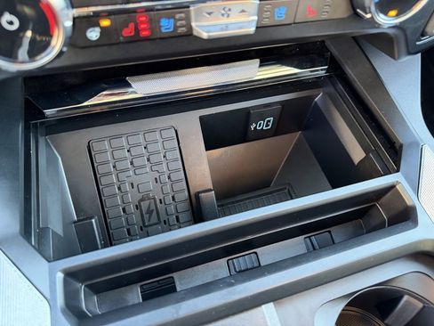 Used 2024 Ford F450 Lariat w/ Lariat Ultimate Package image 27