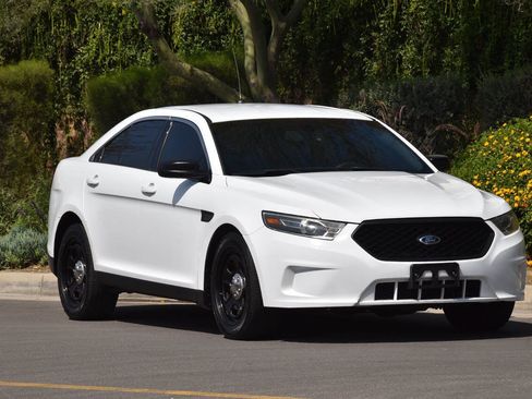 Used 2015 Ford Taurus Police Interceptor AWD image 7